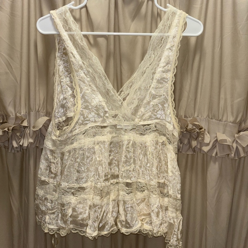 Lace Top in Cream